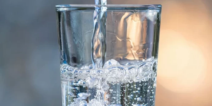 KAKO UNOS DOVOLJNE KOLIČINE VODE UTIČE NA VAŠE ZDRAVLJE