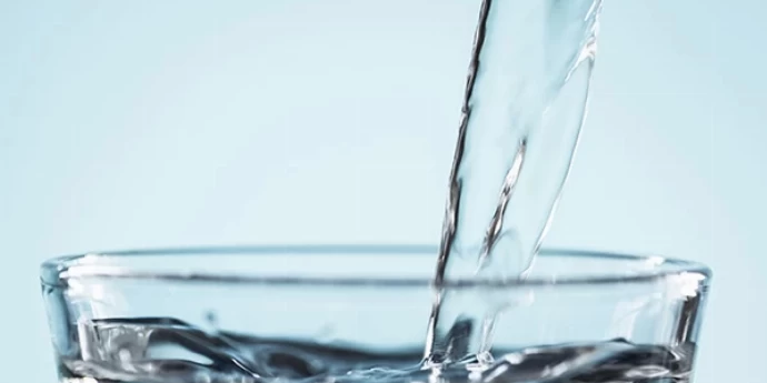 DA LI JE GAZIRANA VODA ZDRAVA?