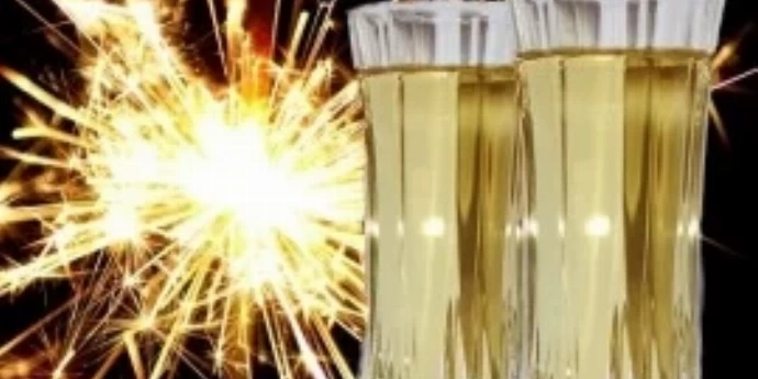 NOVOGODIŠNJI KOKTELI