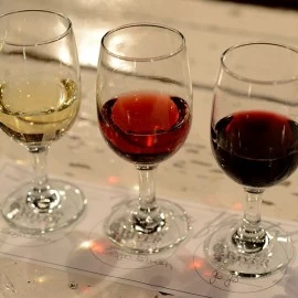 IDEALNA TEMPERATURA ZA SERVIRANJE VINA