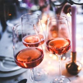 PET ČINJENICA O ROZE VINU