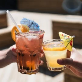 SAVRŠENI KOKTELI ZA DAN ŽENA